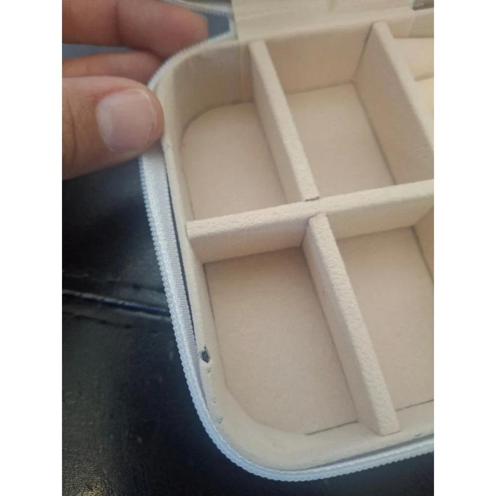 White Travel Jewelry Case Mini Square Faux Leather Zipper Organizer Box Beige